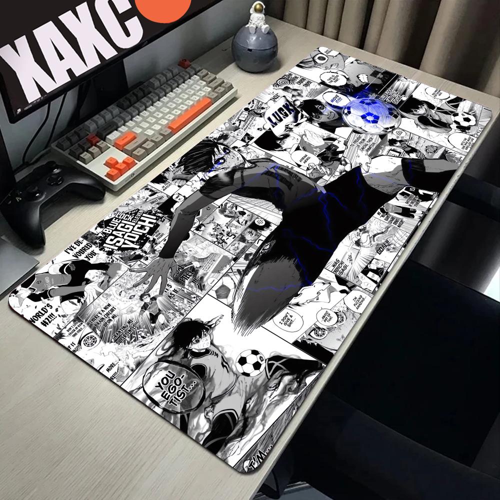 Desk Setup Blue - Hitam dan Putih Anime Mouse Pad