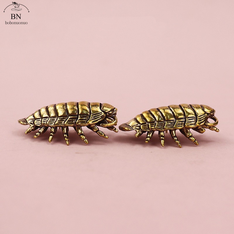 Desk Setup Design - 23.2G Isopod Raksasa Kuningan Padat Fosil